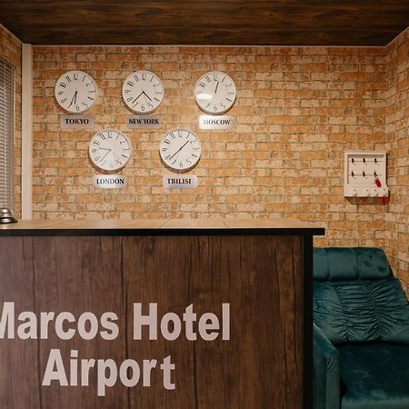 Marcos Hotel ティビリシ エクステリア 写真