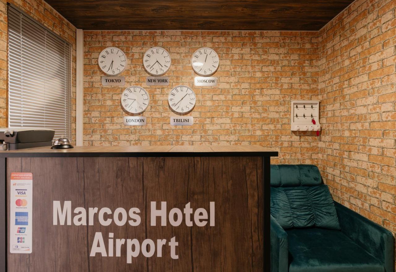 Marcos Hotel ティビリシ エクステリア 写真
